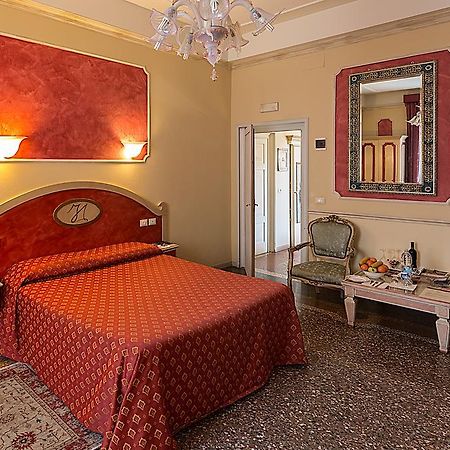 Antica Residenza D'Azeglio Room&Breakfast Di Charme Bologne Extérieur photo